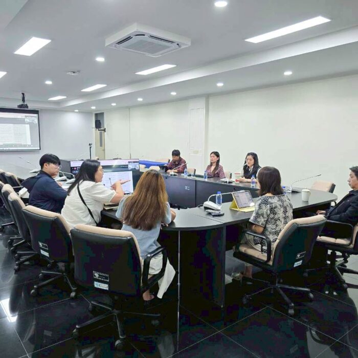 ประมวลภาพบรรยากาศการประชุมเตรียมความพร้อมรับการตรวจประกันคุณภาพการศึกษาฯ ระดับคณะ