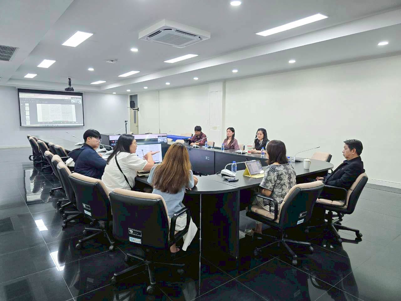 ประมวลภาพบรรยากาศการประชุมเตรียมความพร้อมรับการตรวจประกันคุณภาพการศึกษาฯ ระดับคณะ